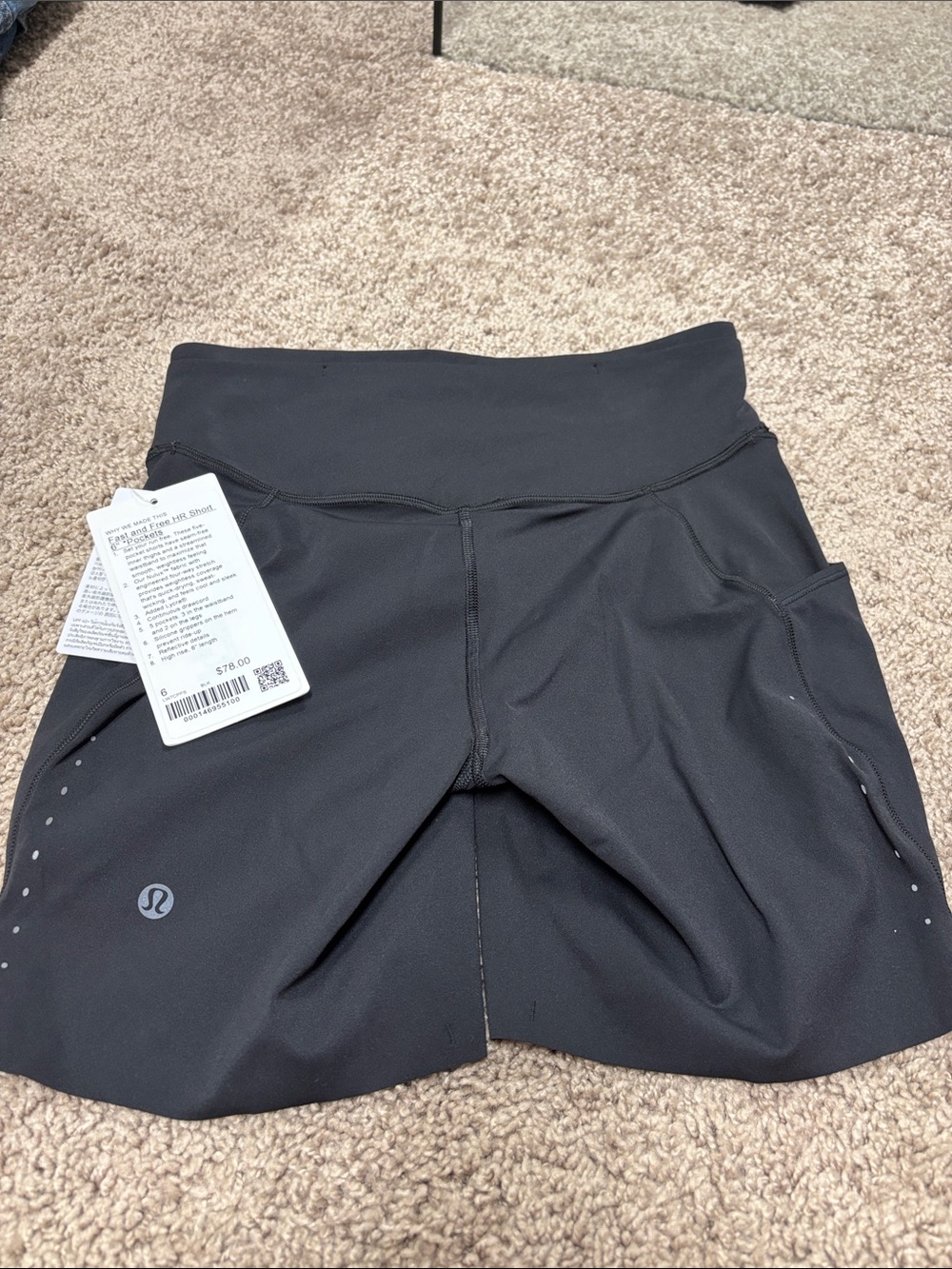 lululemon Fast and Free Black high rise shorts with Side Pockets - Picture 3 of 4